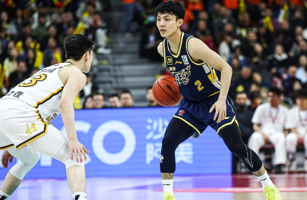 c7娱乐包含今夜广东宏远备战法甲，再遭质疑细节曝光，信心回归，细节决定成败的词条