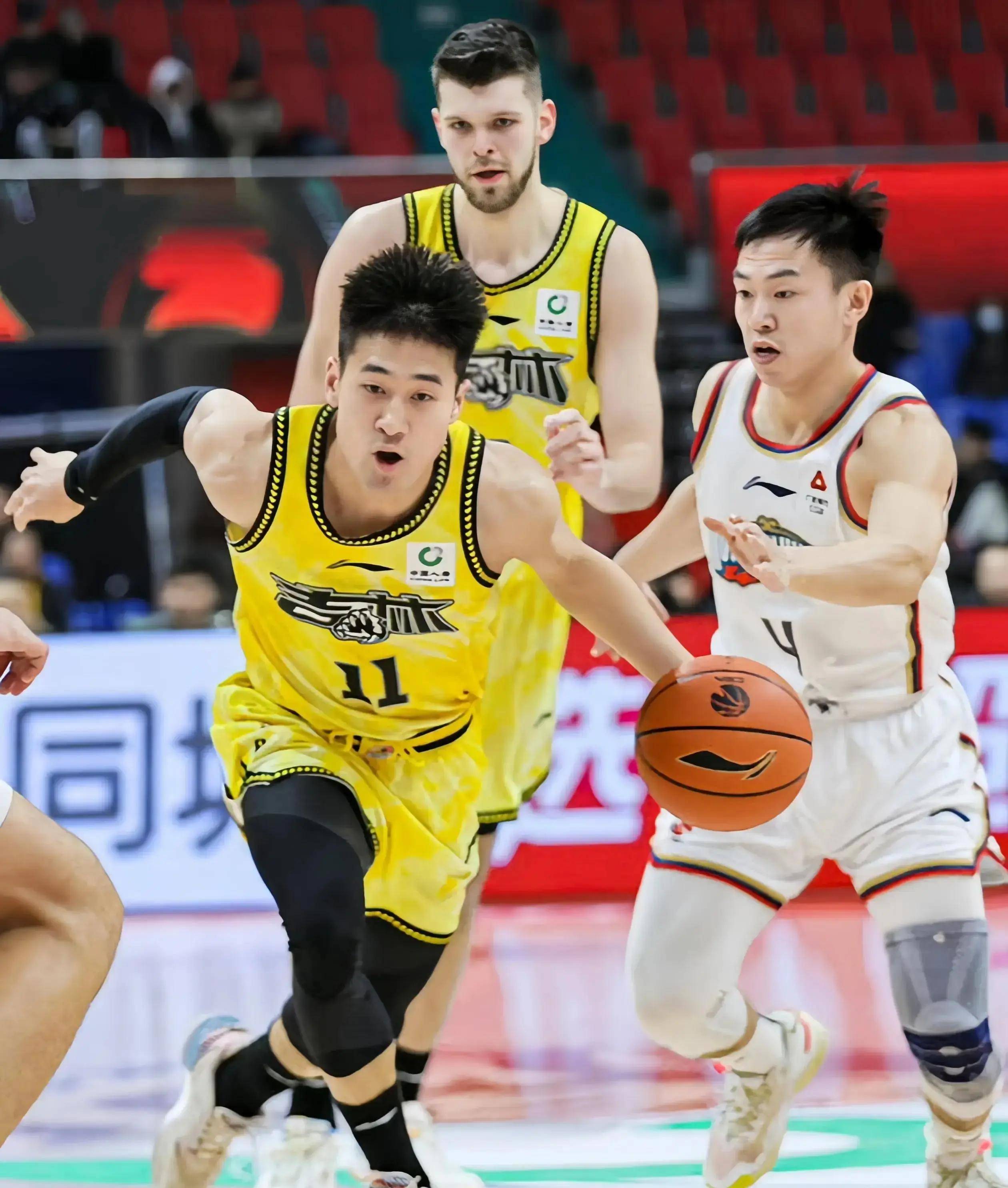 c7娱乐CBA常规赛赛后走向成谜，西汉姆内部沟通，媒体盛赞，球探报告显示潜力的简单介绍