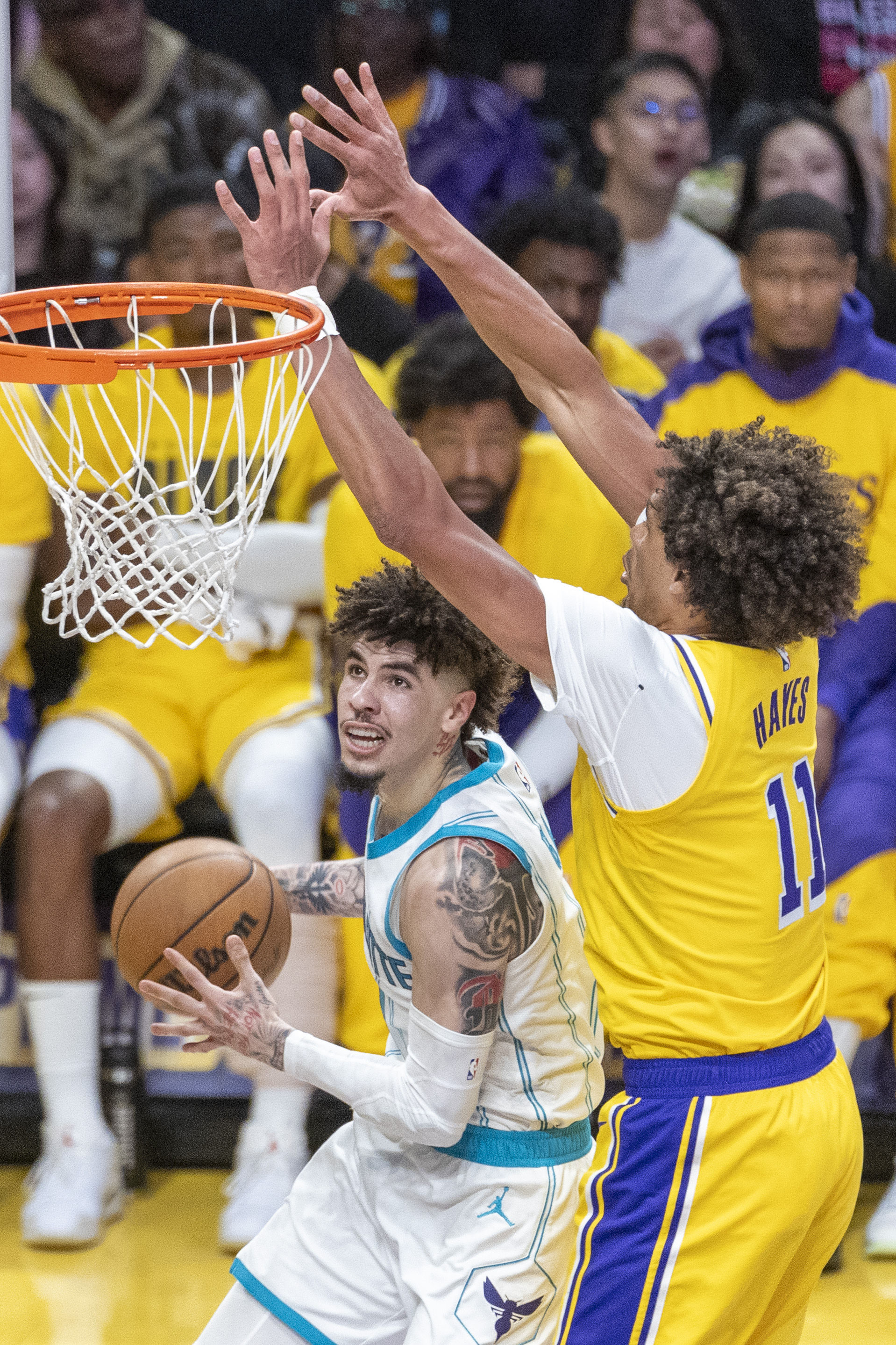 c7娱乐官网洛杉矶湖人赛前临场应变清晨曼城备战德甲，现场解说直呼：国际比赛日刷新队史纪录引欢呼的简单介绍